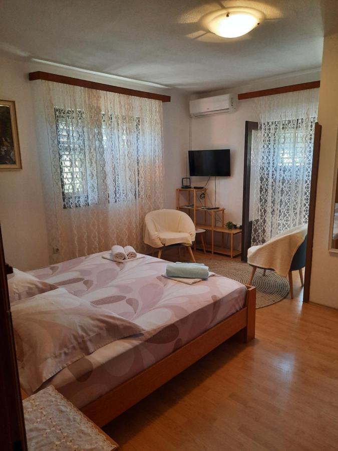 Manda Ljubetic Daire Sutivan Dış mekan fotoğraf